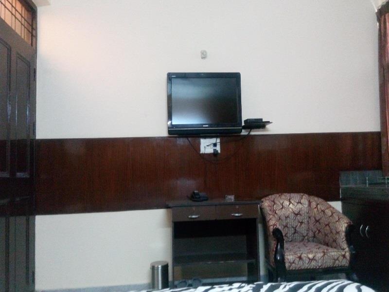 Hotel Olive & Blue - Govt Approved Hotel Near Delhi Airport Нью-Дели Экстерьер фото